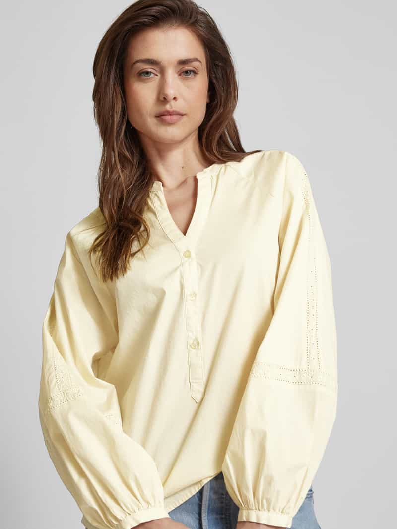 Emily Van den Bergh Blouse met korte knoopsluiting