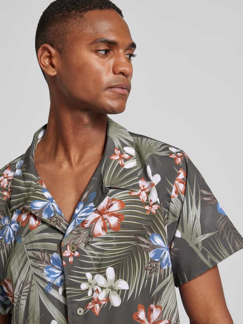 Boss Regular fit vrijetijdsoverhemd met reverskraag model 'Beach'
