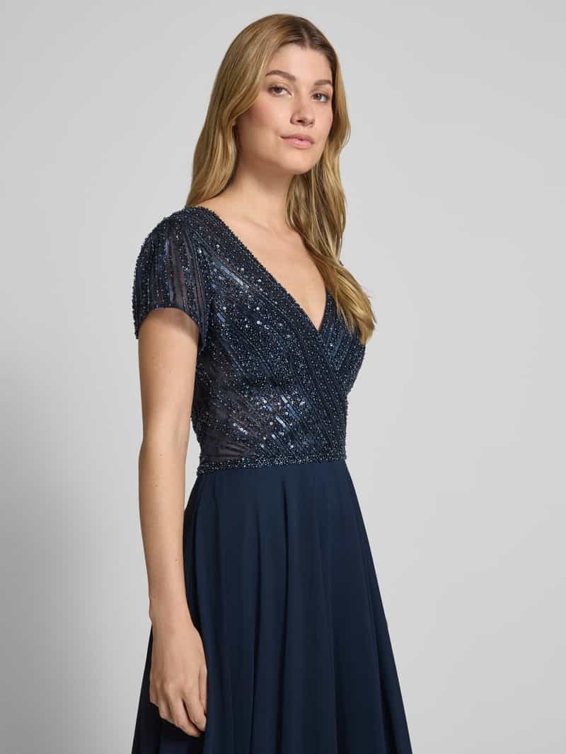 Hey Kyla Avondjurk met kralen en pailletten