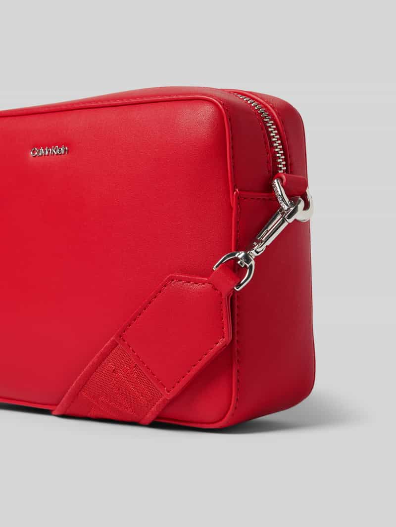CK Calvin Klein Schoudertas met labelapplicatie model 'CK MUST'