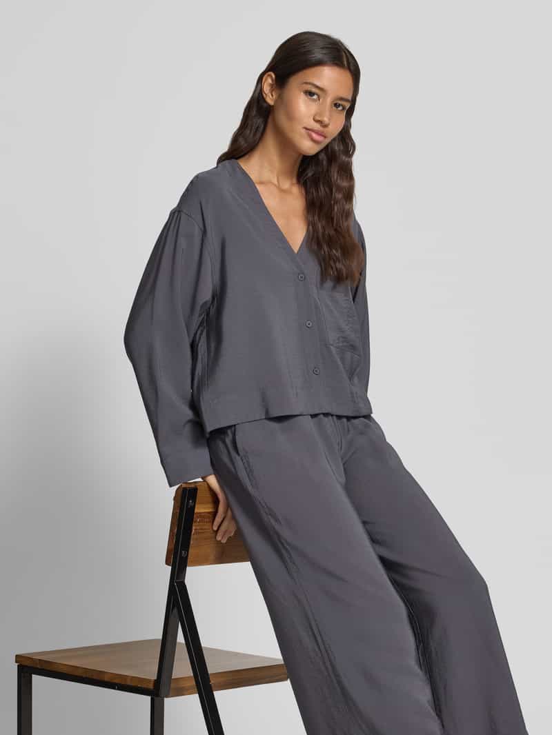 P&C* curated by Anna Schürrle Relaxed fit blouse in kreuklook