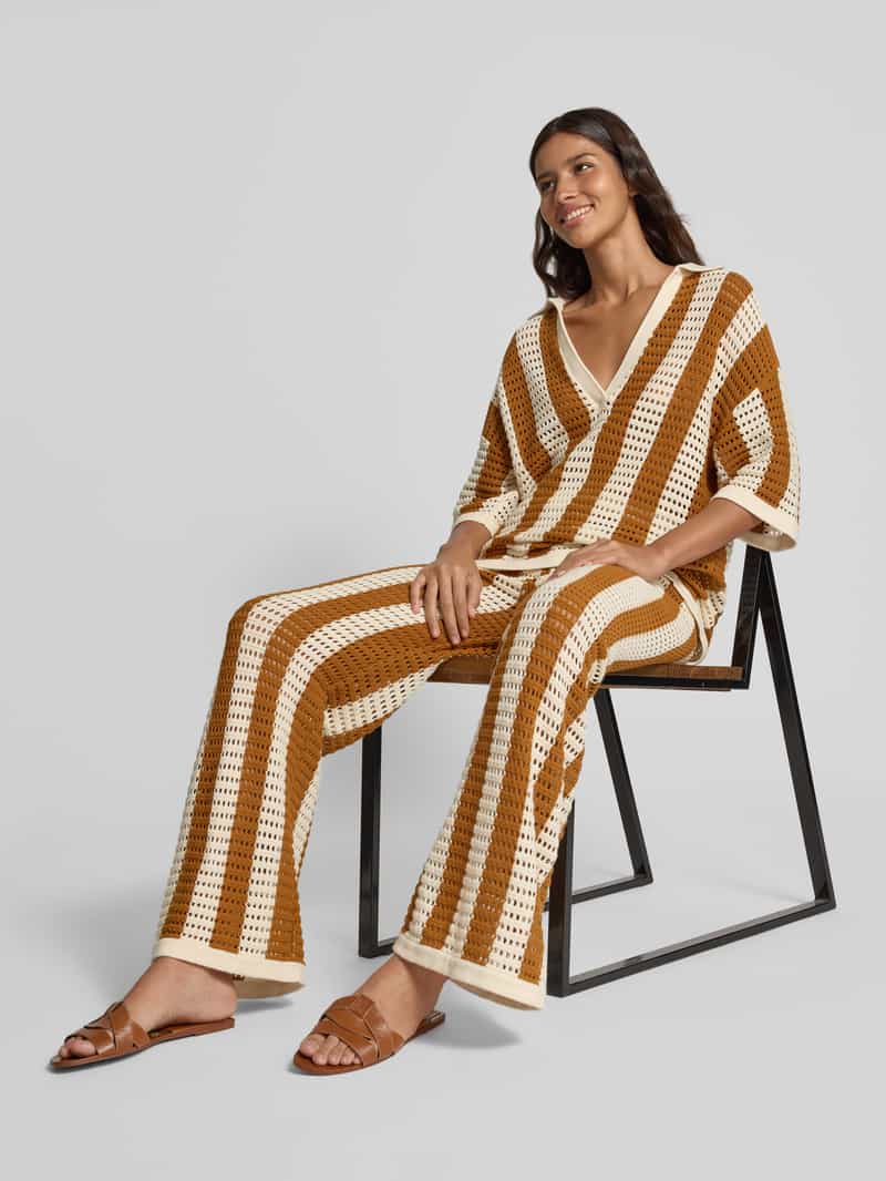P&C* curated by Anna Schürrle Straight leg gebreide broek met ajoupatroon