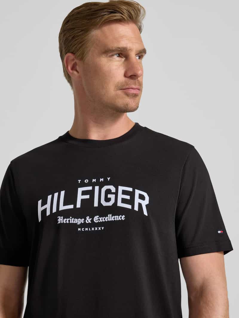 Tommy Hilfiger Regular fit T-shirt van puur katoen