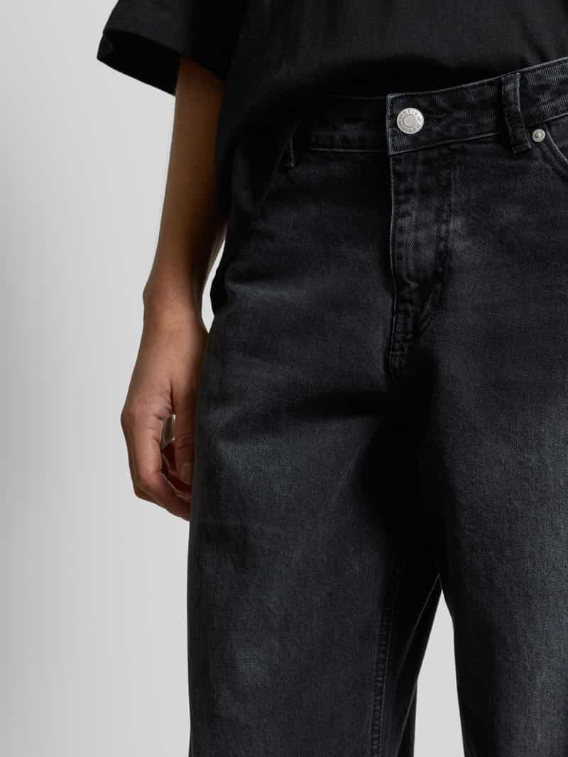 Review Essentials straight fit jeans