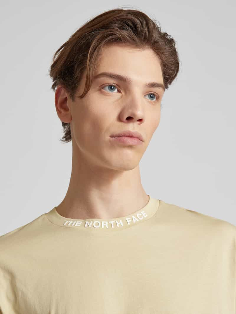 The North Face T-shirt met labelprint model 'ZUMU'