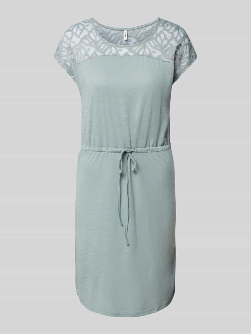 Only Kanten jurk ONLSINDY LIFE S/S O-NECK MIX DRESS JRS