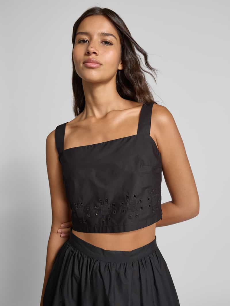 P&C* curated by Anna Schürrle Regular fit blousetop met broderie anglaise
