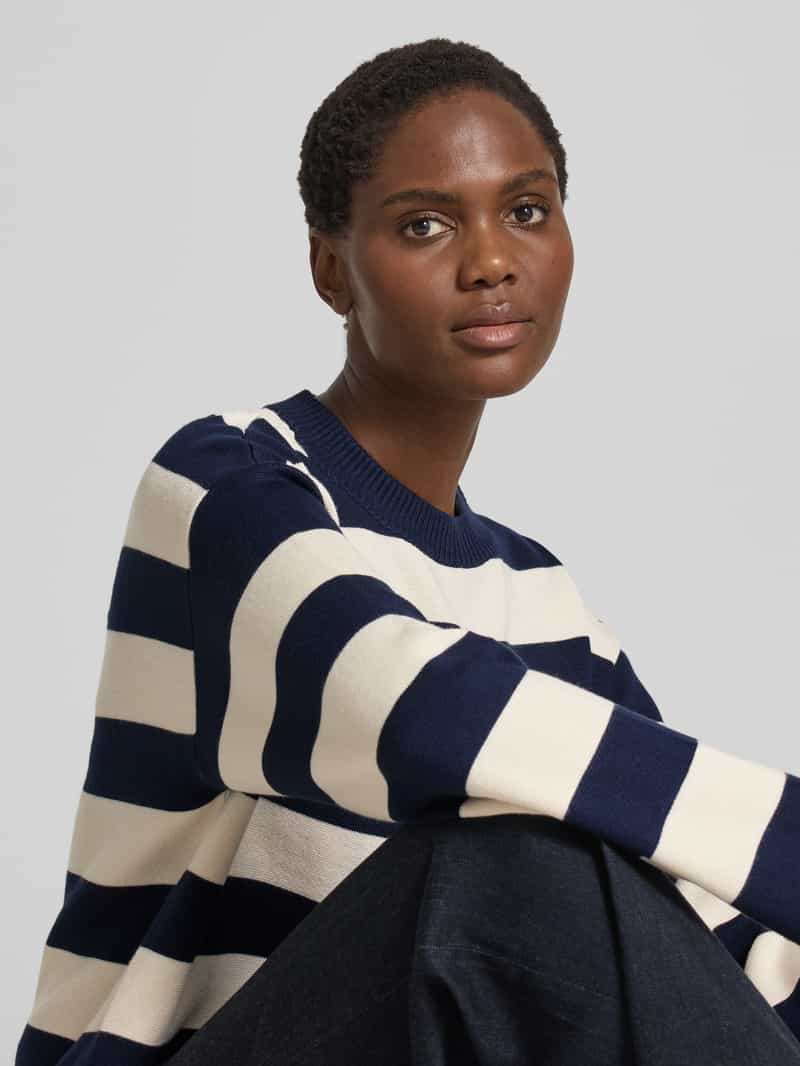 Vero Moda Boxy fit gebreide pullover van viscosemix model 'SILJE'