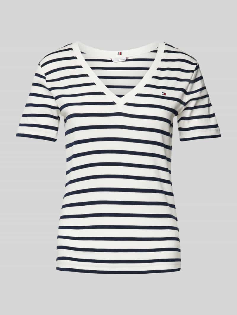 Tommy Hilfiger Slim fit T-shirt met V-hals model 'CODY'