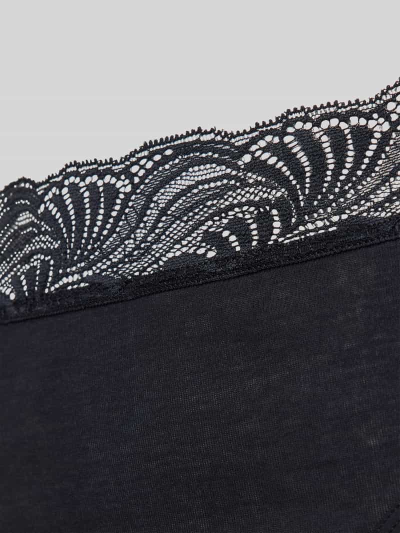 Hanro Slip met kanten details