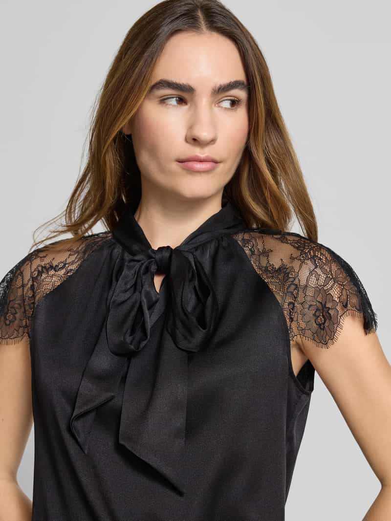 Marc Cain Slim fit blouseshirt van zijde met kant