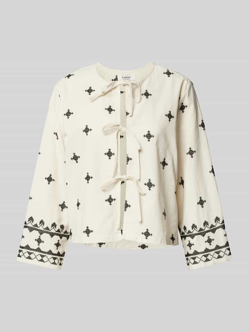 b.Young Overhemdblouse met vetersluiting model 'DUNIA'