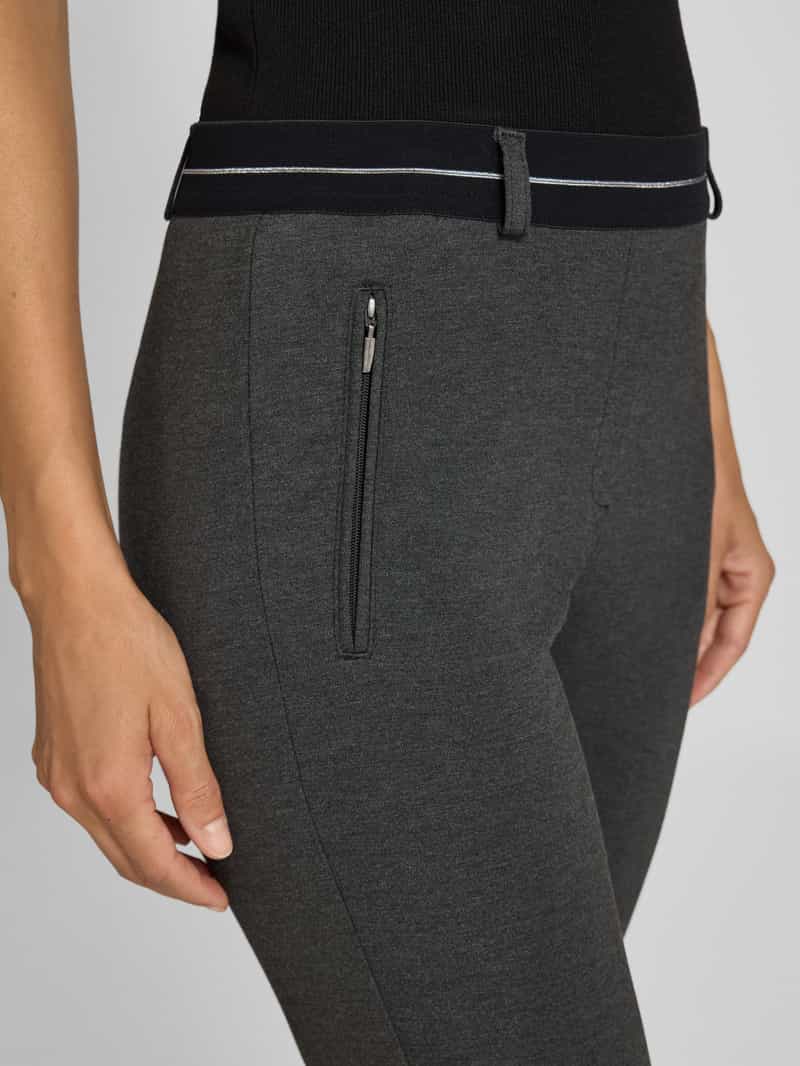 Raphaela By Brax Slim fit stoffen broek met bandplooien model 'Lilyth'