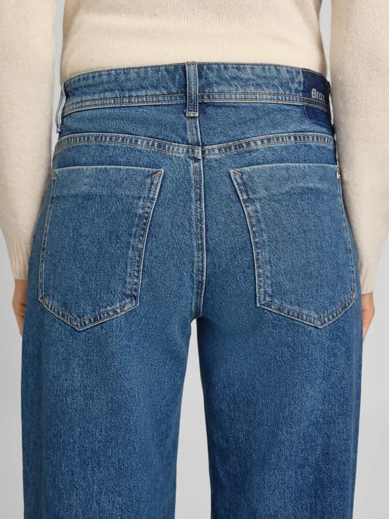 BRAX Wide leg jeans in 5-pocketmodel model 'STYLE.MORGAN'