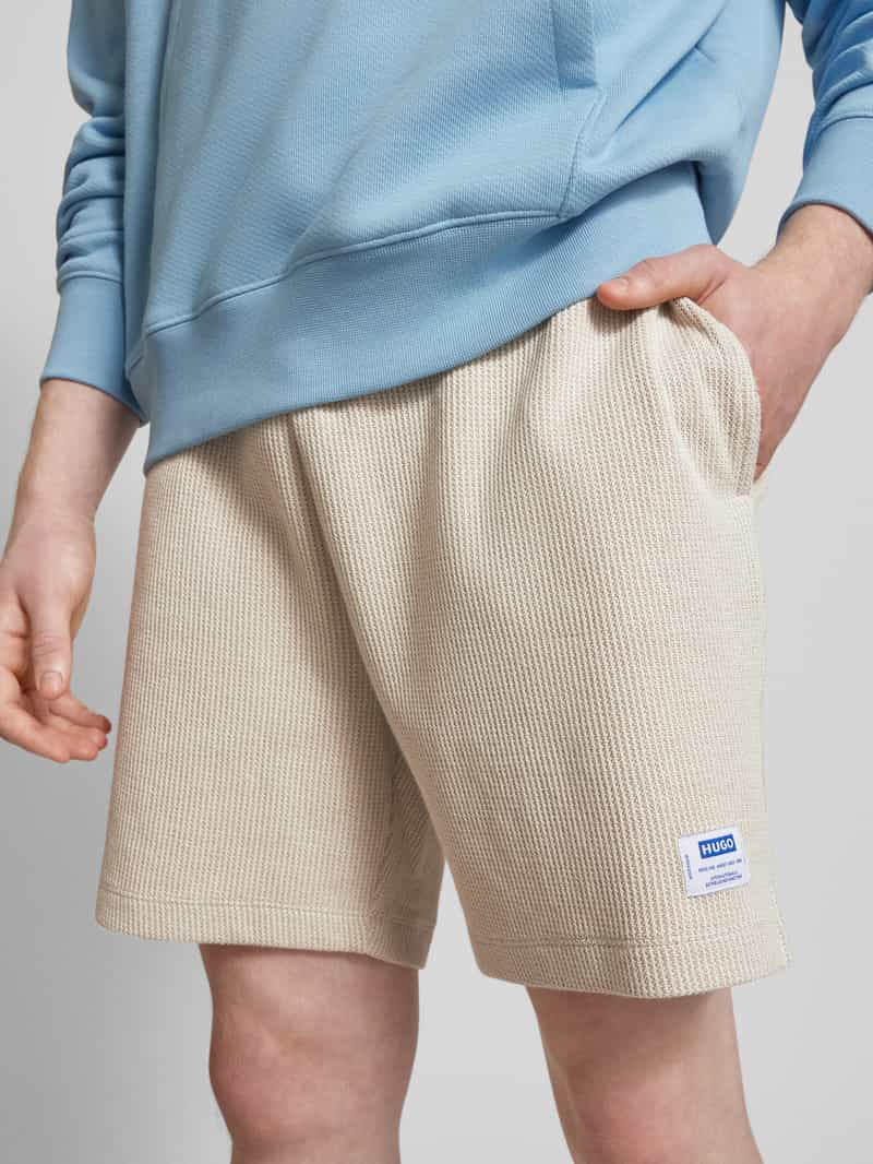 Hugo Blue Regular fit sweatshorts met labelpatch model 'Nuwafflo'