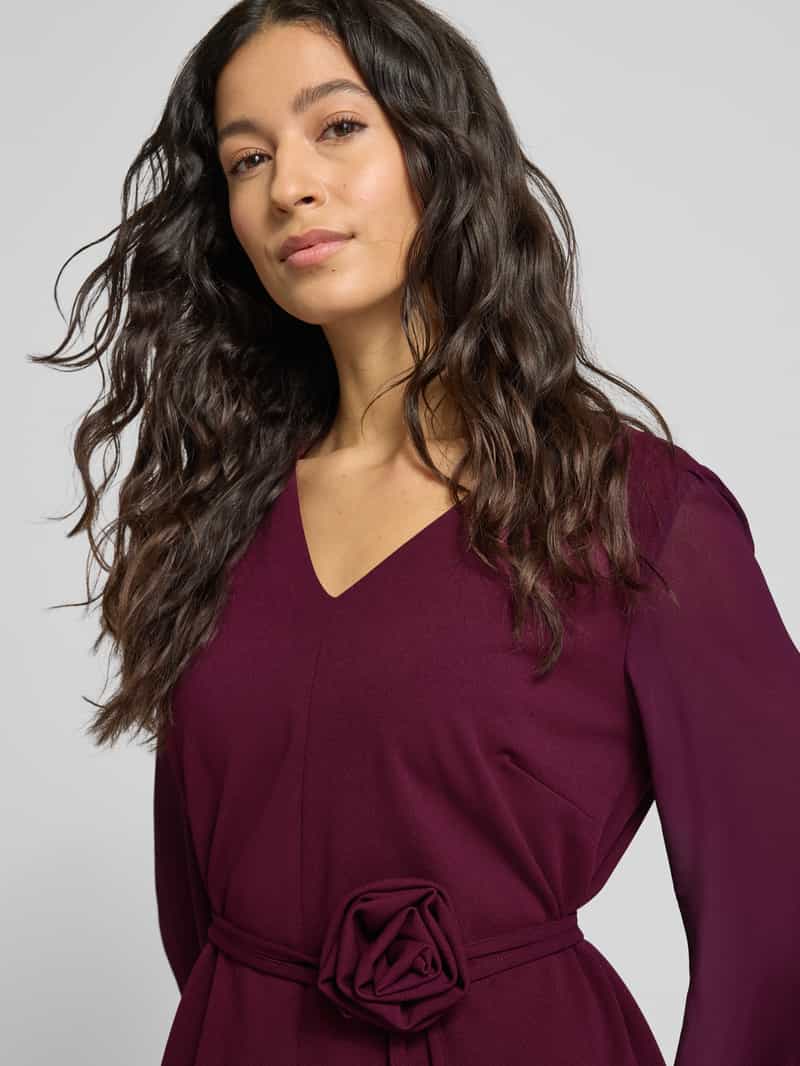 RINASCIMENTO Cocktailjurk met V-hals