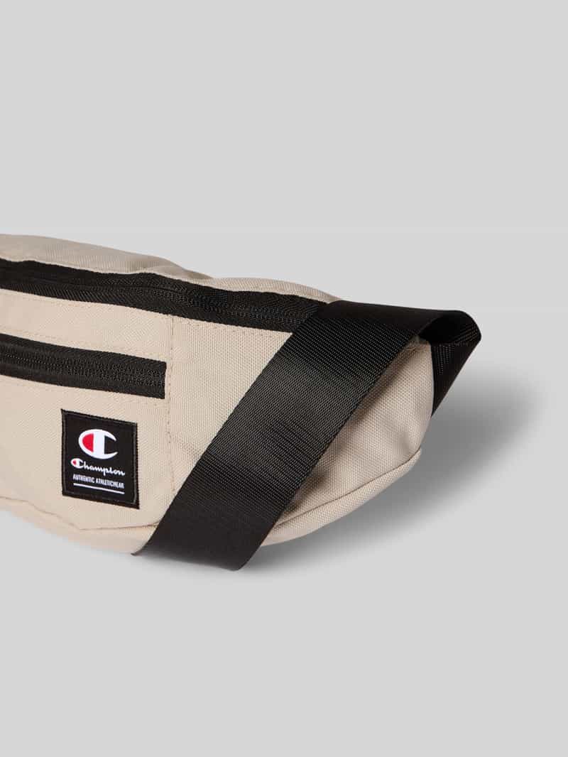 Champion Heuptasje met labelpatch
