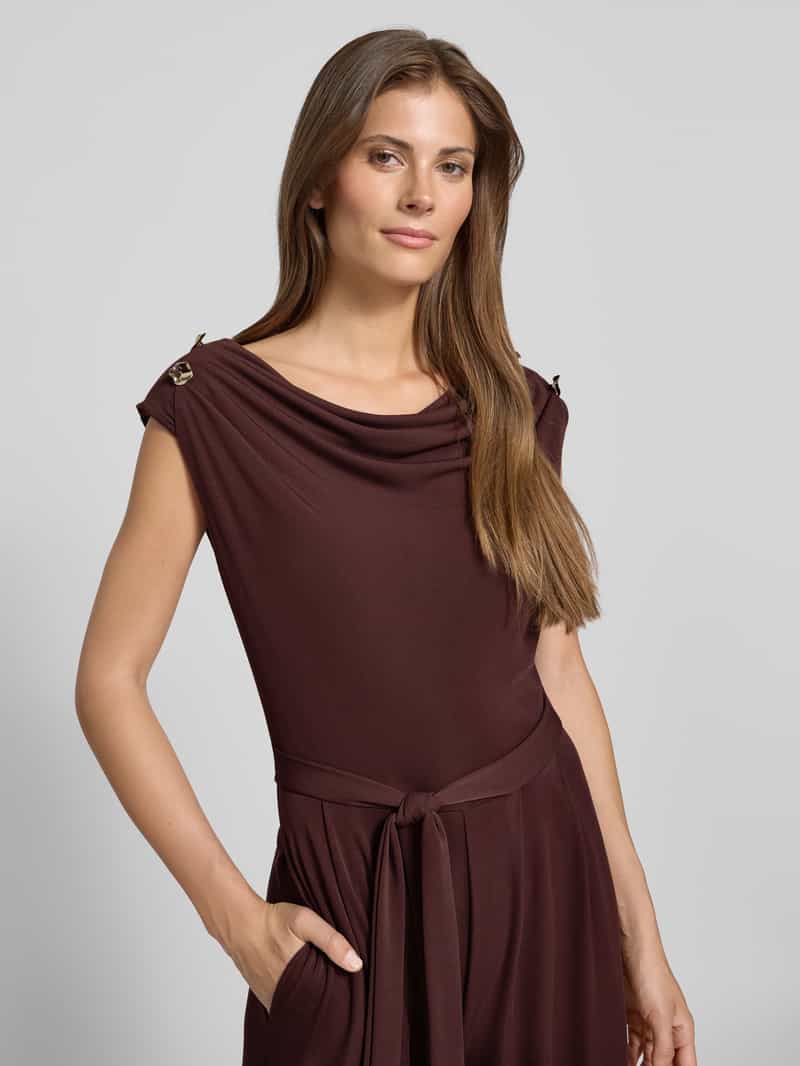 RINASCIMENTO Cocktail-jumpsuit met cascadehals en strikceintuur