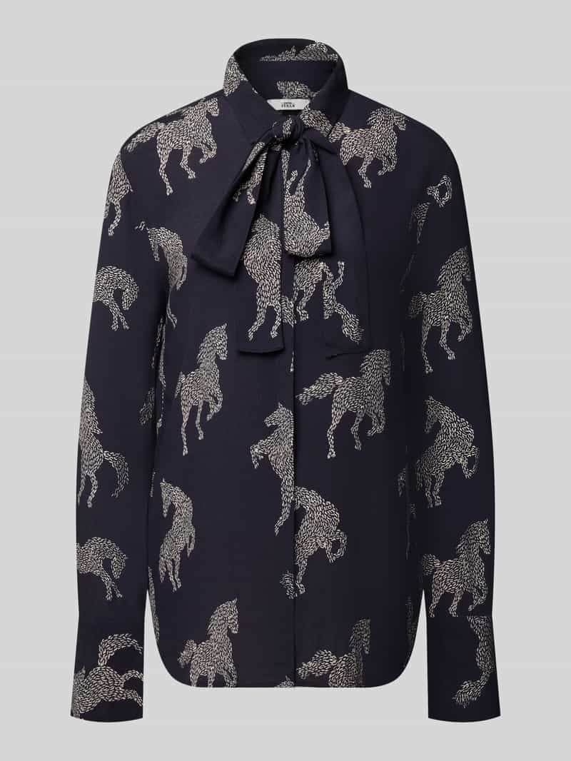 relaxed fit blouse van pure viscose model 'ODETTA'