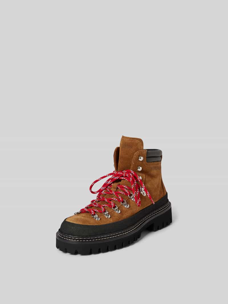 Veterschoenen met labeldetail