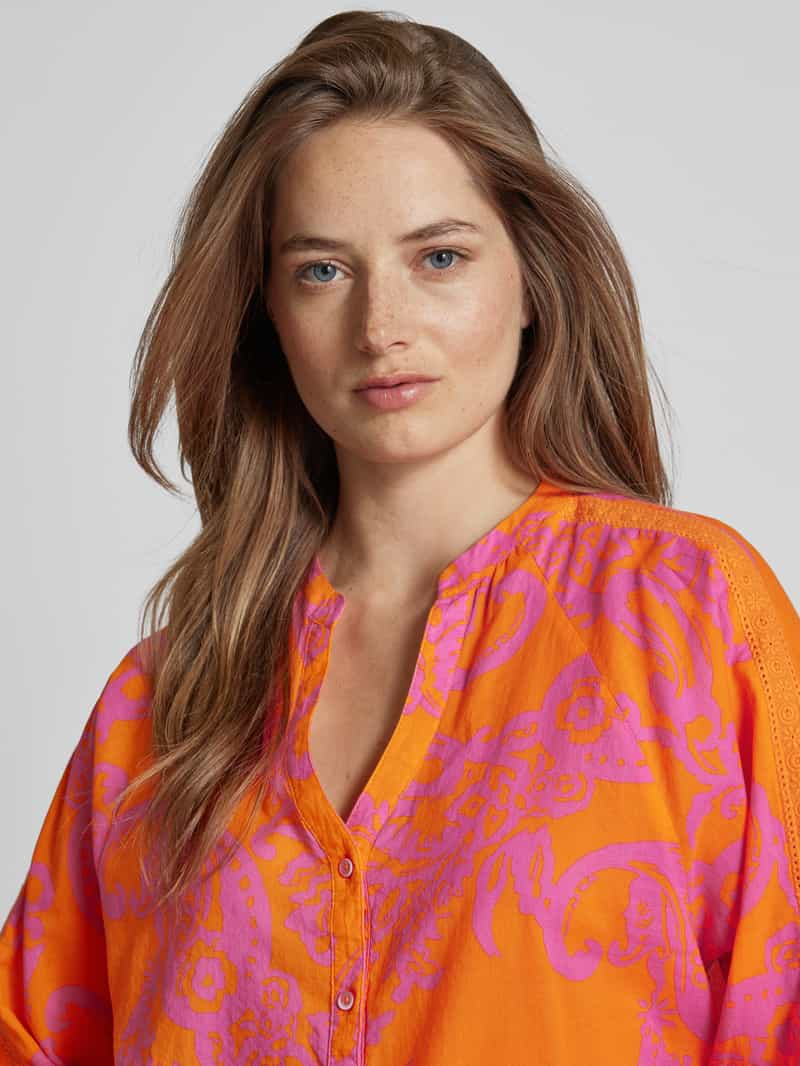 Emily Van den Bergh Blouse met all-over motief en V-hals