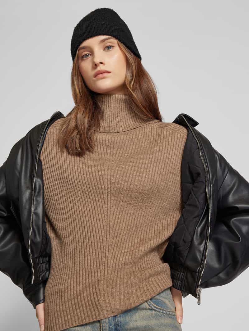 Only Regular fit gebreide pullover met strapless design model 'KATIA'