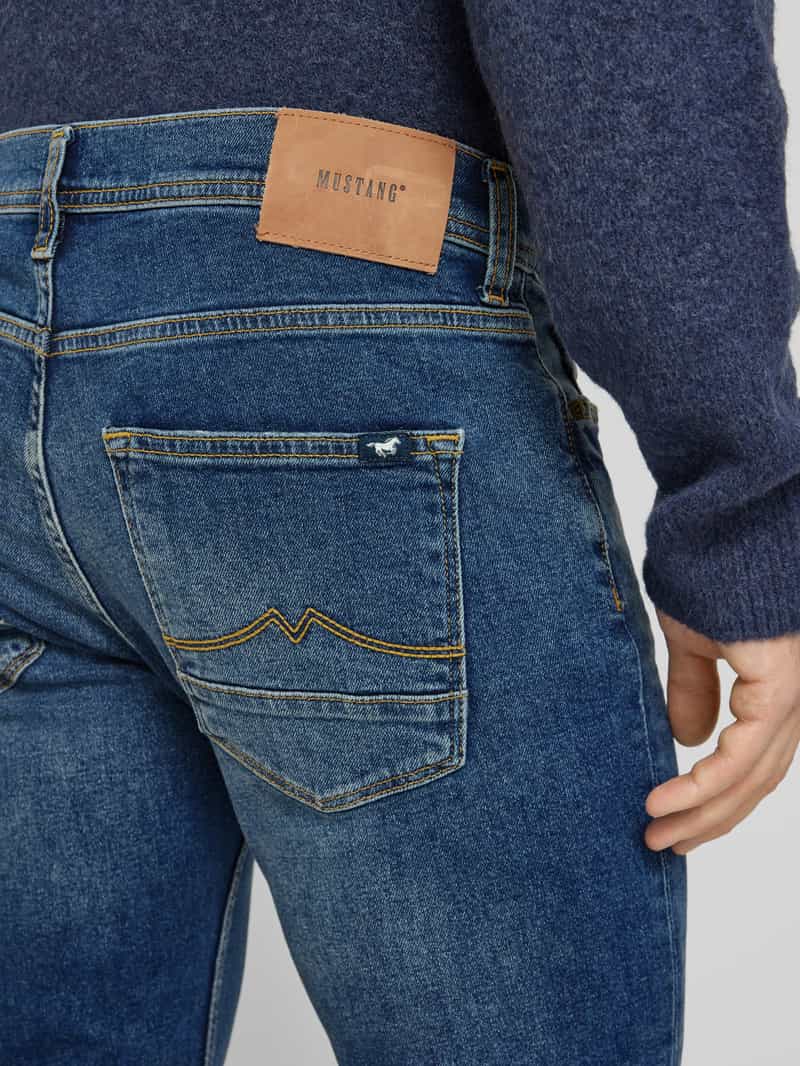 mustang Slim fit jeans in 5-pocketmodel model 'Vegas'