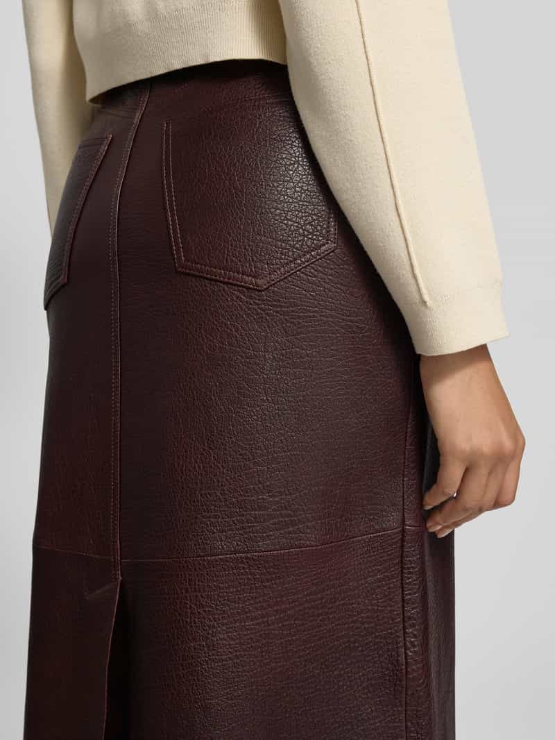 Ivy Oak Maxirok in leerlook met loopsplit model 'LISANNE'