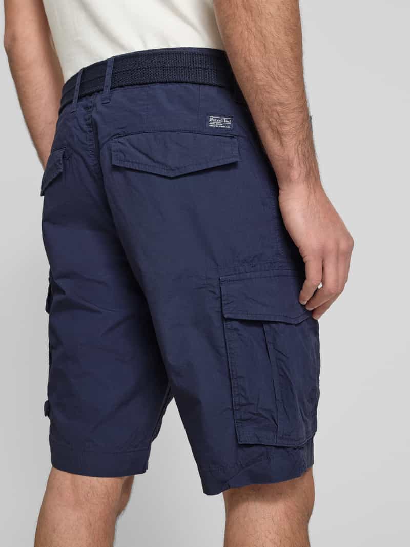Petrol Bermuda met cargozakken en riem