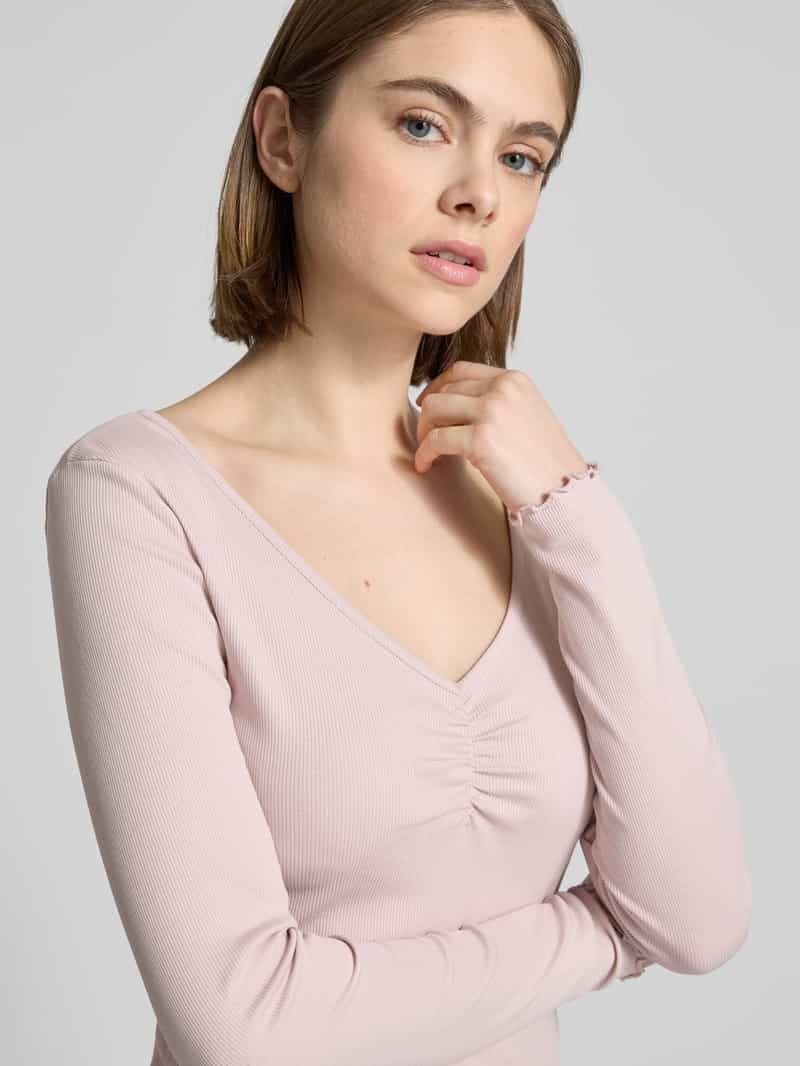 Only Slim fit shirt met lange mouwen van katoenmix met boorden met volants model 'BETTY'