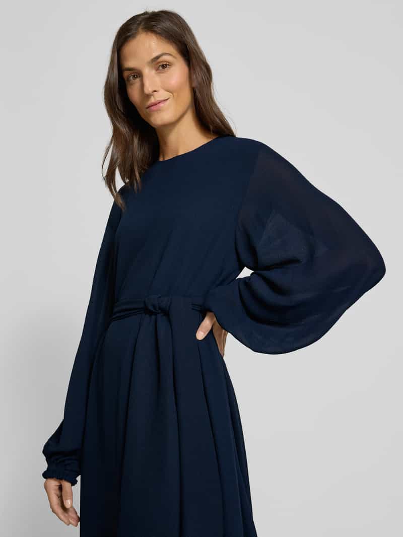 Essentiel Antwerp Flatteuze maxi-jurk met asymmetrische ruchezoom model 'IFLOWER'