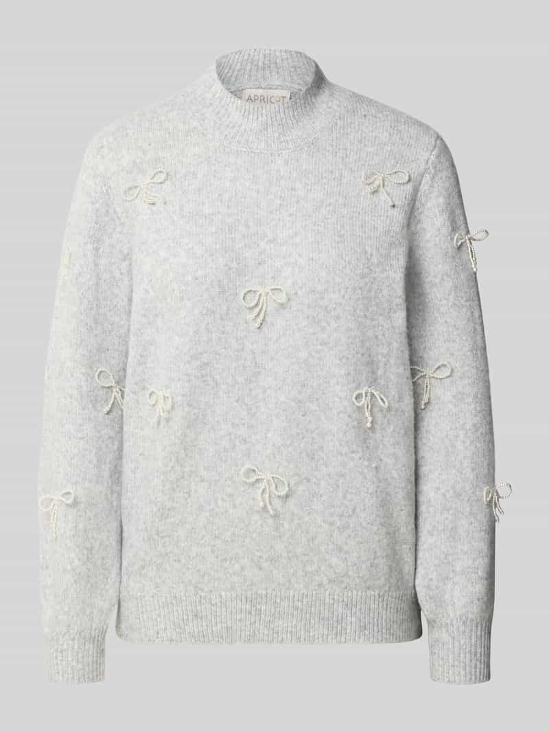 Apricot Gebreide pullover met opstaande kraag en parels