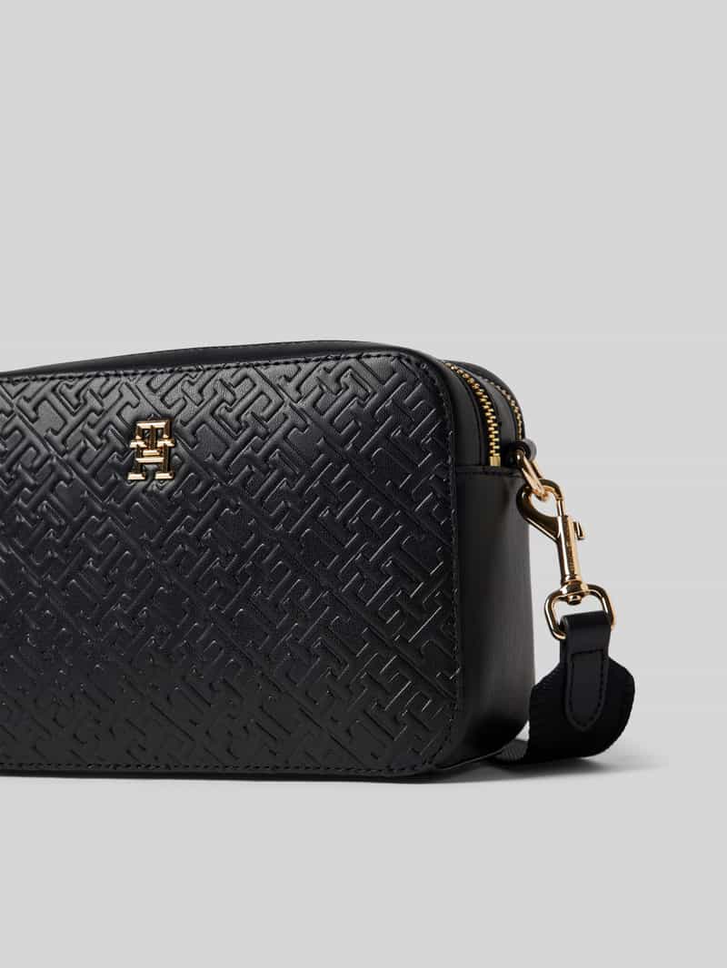 Tommy Hilfiger Handtas met labelapplicatie en schouderband