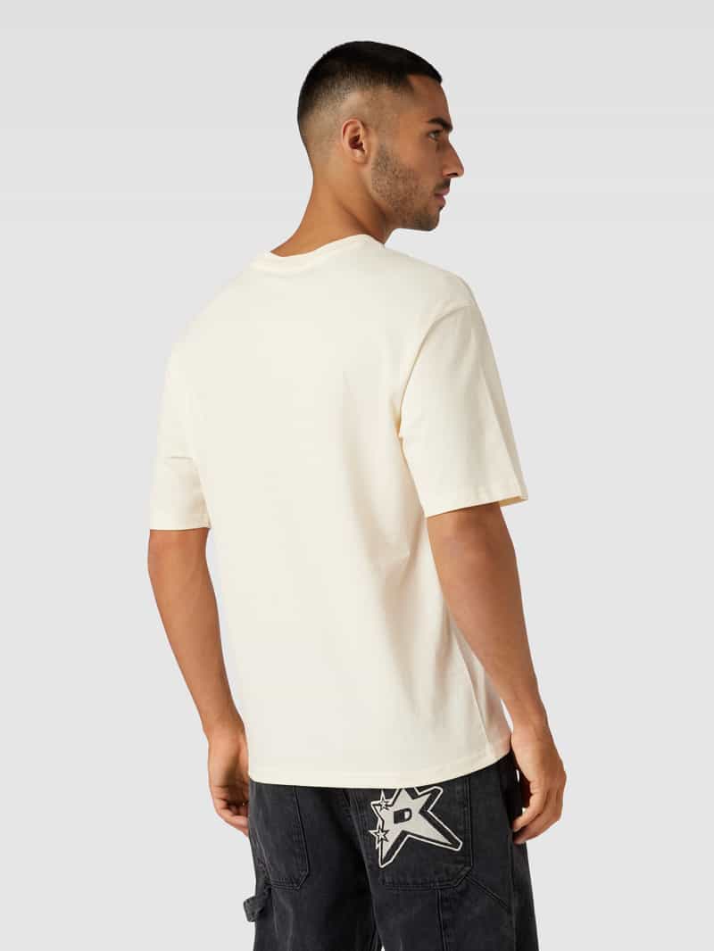 T-shirt met extra brede schouders REVIEW