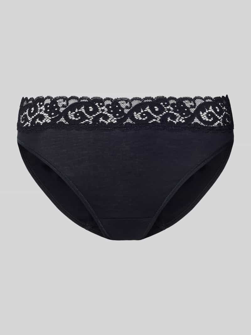 Slip met kant model 'MOMENTS'