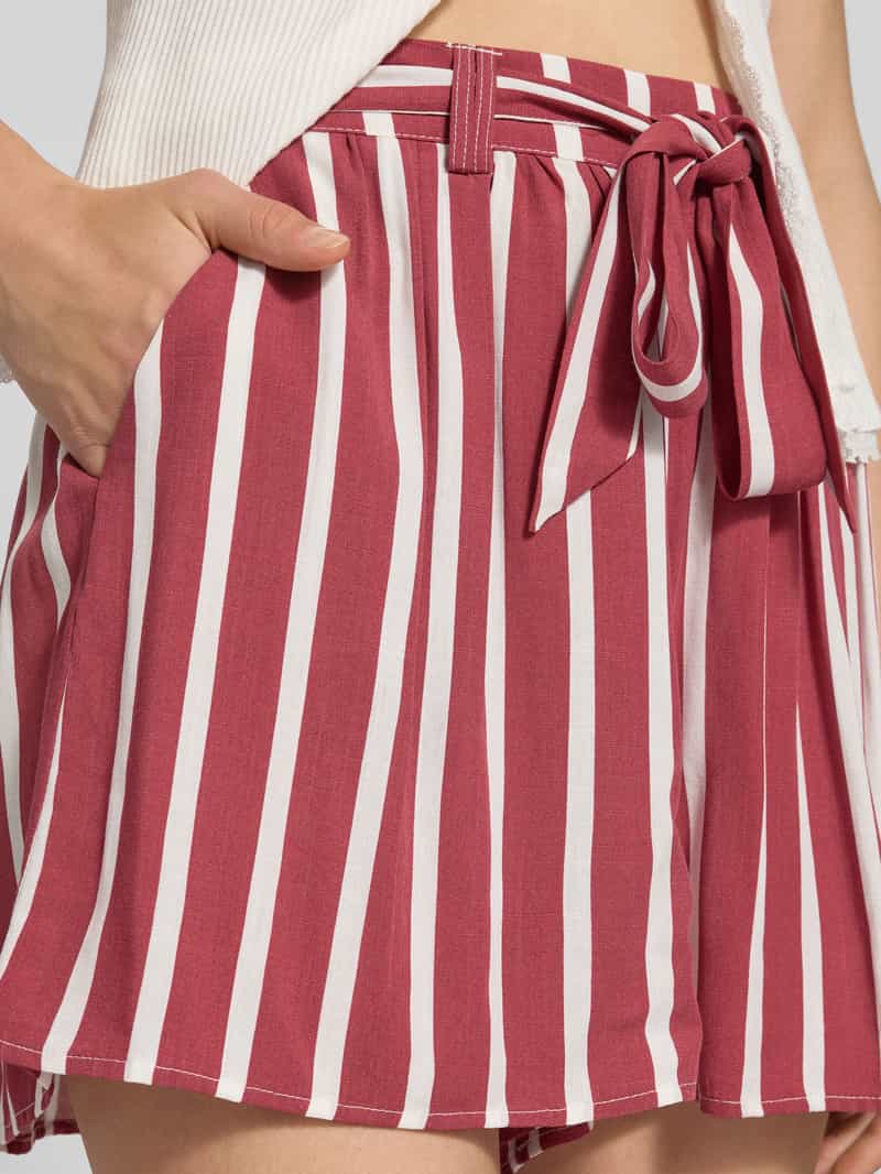 Only Loose fit korte broek van pure viscose model 'PRIME JASMIN'