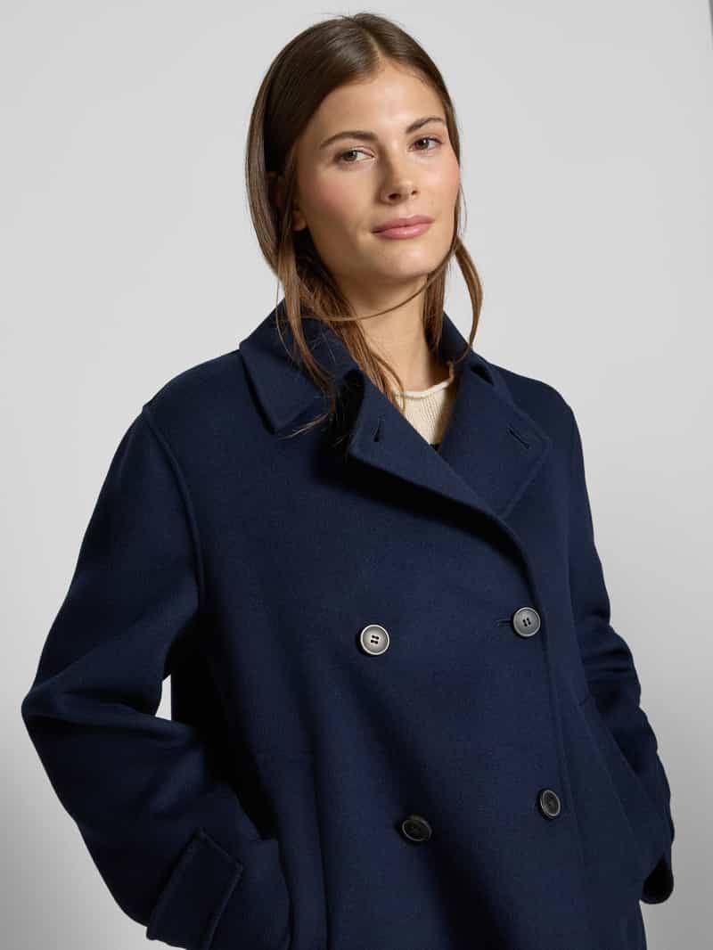 Weekend Max Mara Jack van scheerwol met platte kraag model 'AFONE'