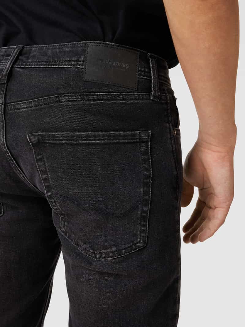 Jeansy o kroju tapered fit z 5 kieszeniami