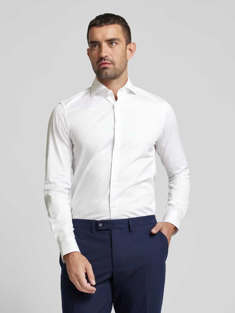 Koszula biznesowa o kroju slim fit z kołnierzykiem typu cutaway model ‘Pares’