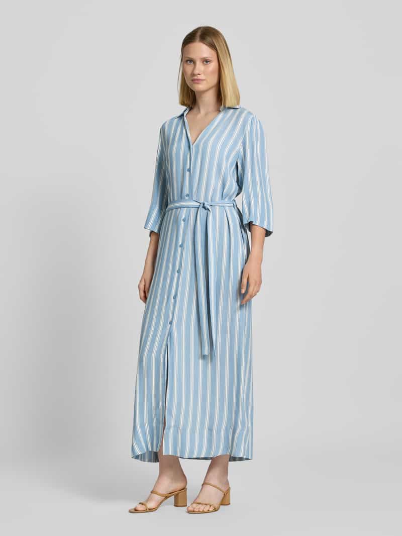 Selected Soepele maxi-jurk van pure viscose, model 'FLORA' rookblauw, foto 5