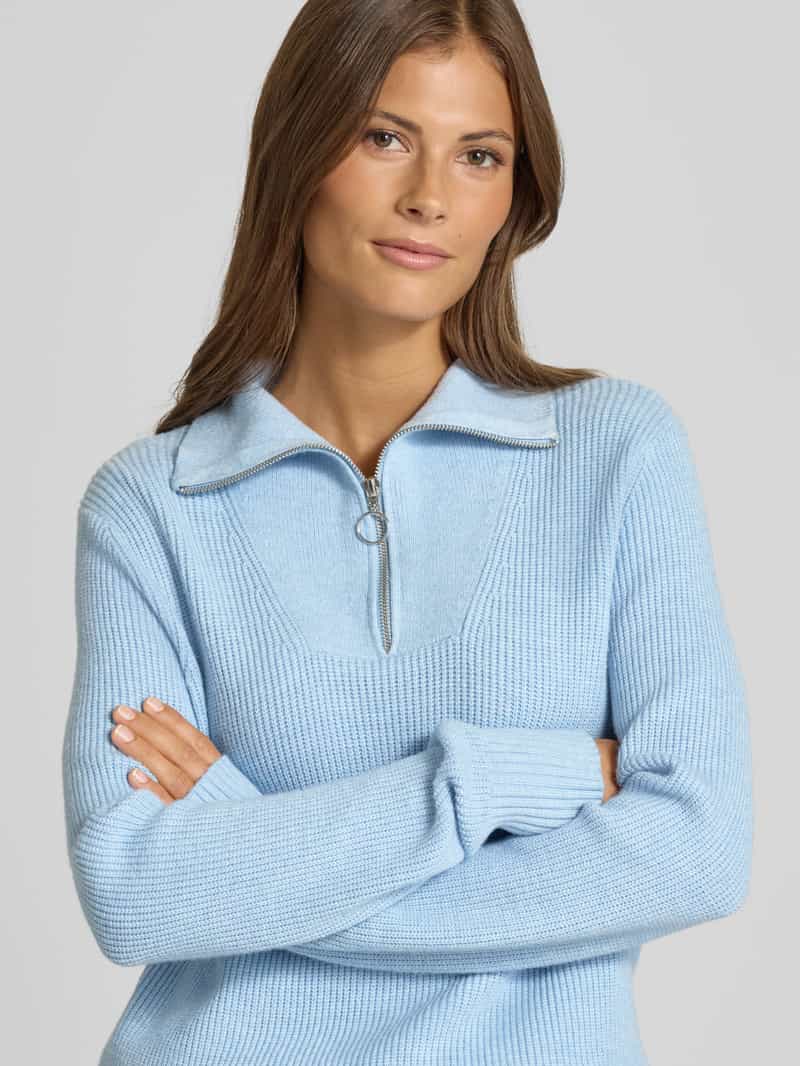 Christian Berg Woman Gebreide pullover met opstaande kraag