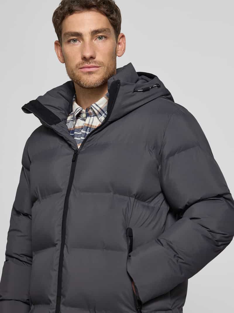 khujo Gewatteerde lange jas met labelpatch model 'Caius'
