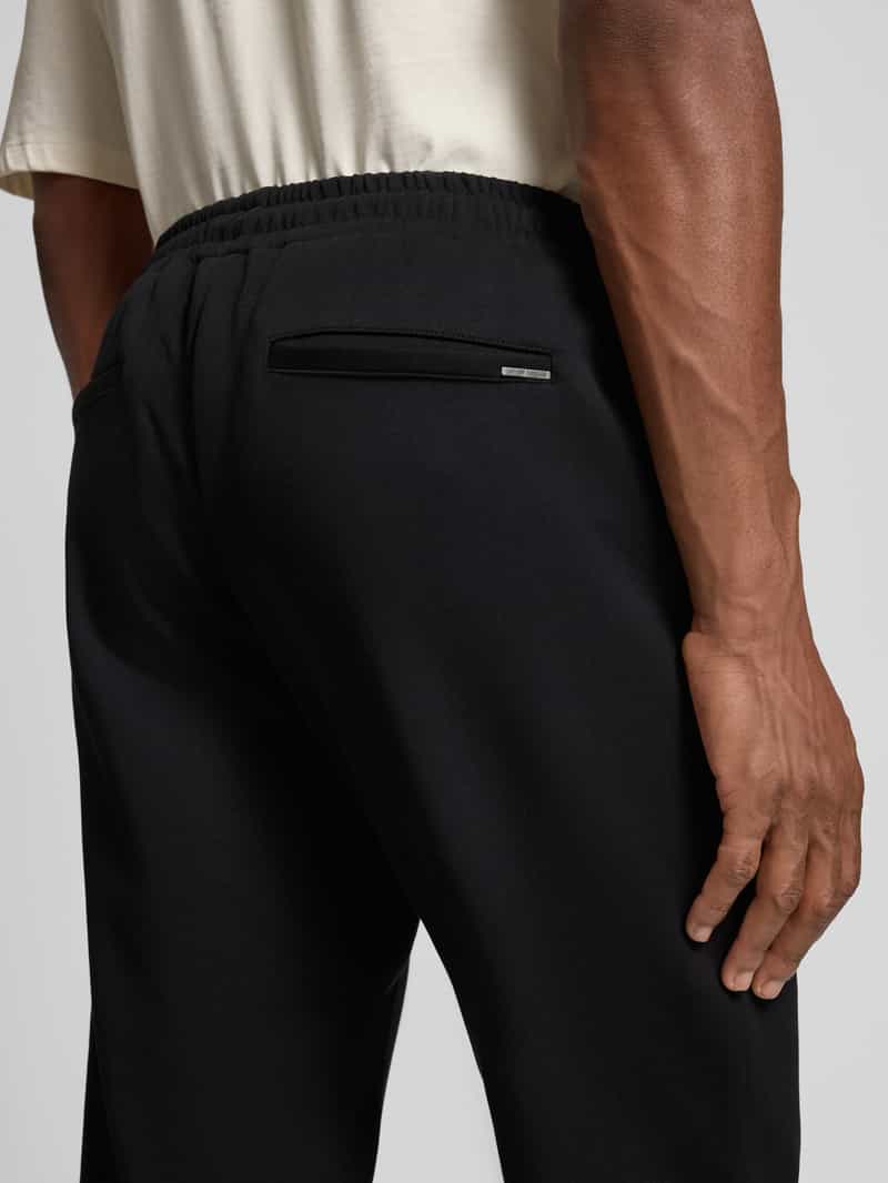 Antony Morato Slim fit sweatpants met tunnelkoord model 'Carrot'