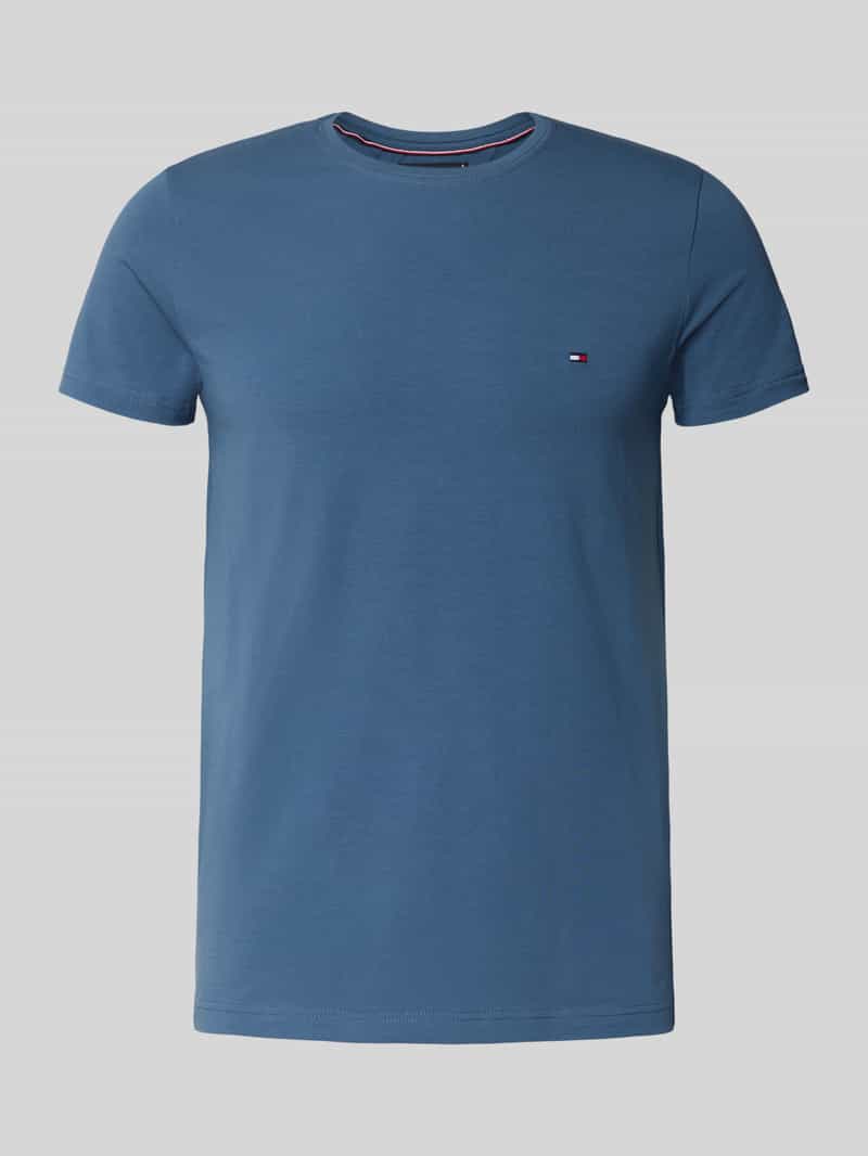 Tommy Hilfiger Slim fit T-shirt van een mix van katoen en elastaan