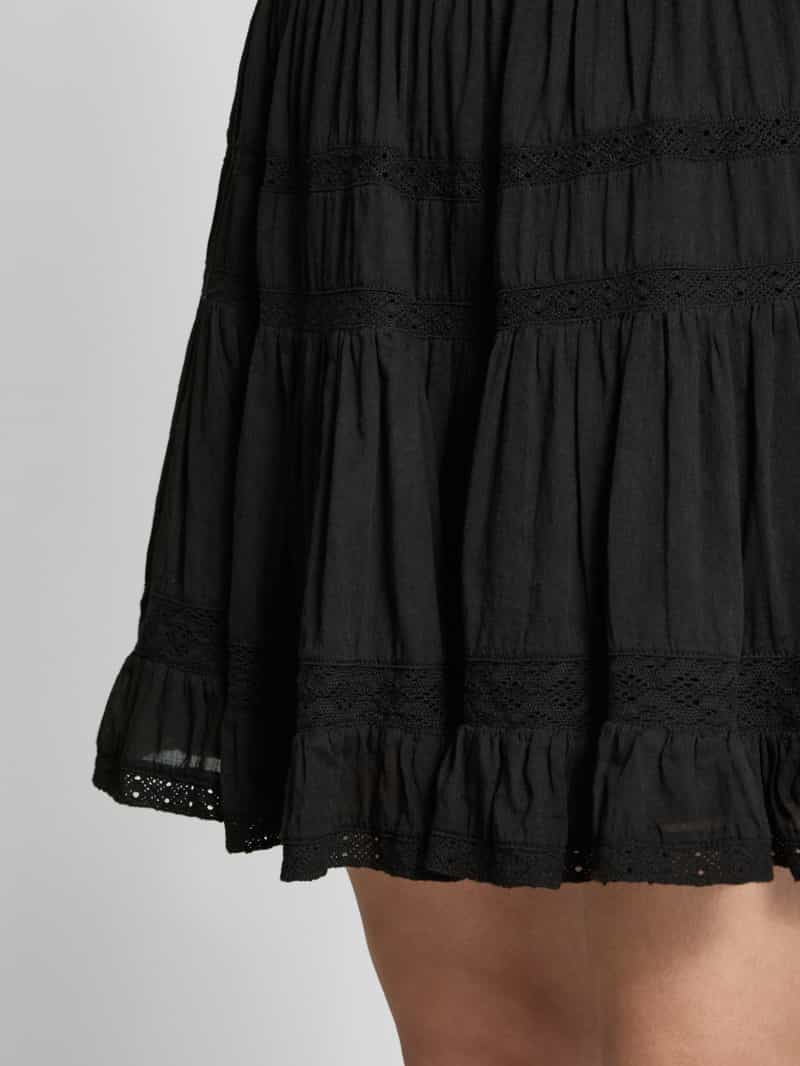 NEO NOIR Minirok met gehaakt kant model 'Callia'