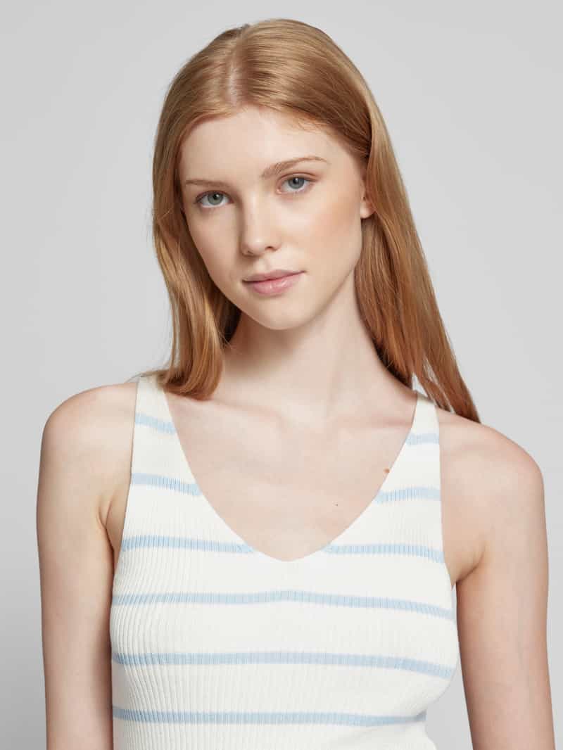 Only Gebreide top met V-hals model 'MEDDI'