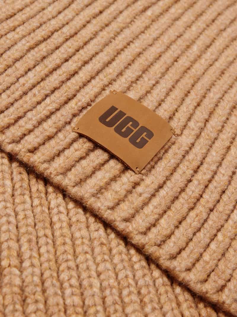 Ugg Sjaal met wol en labelpatch