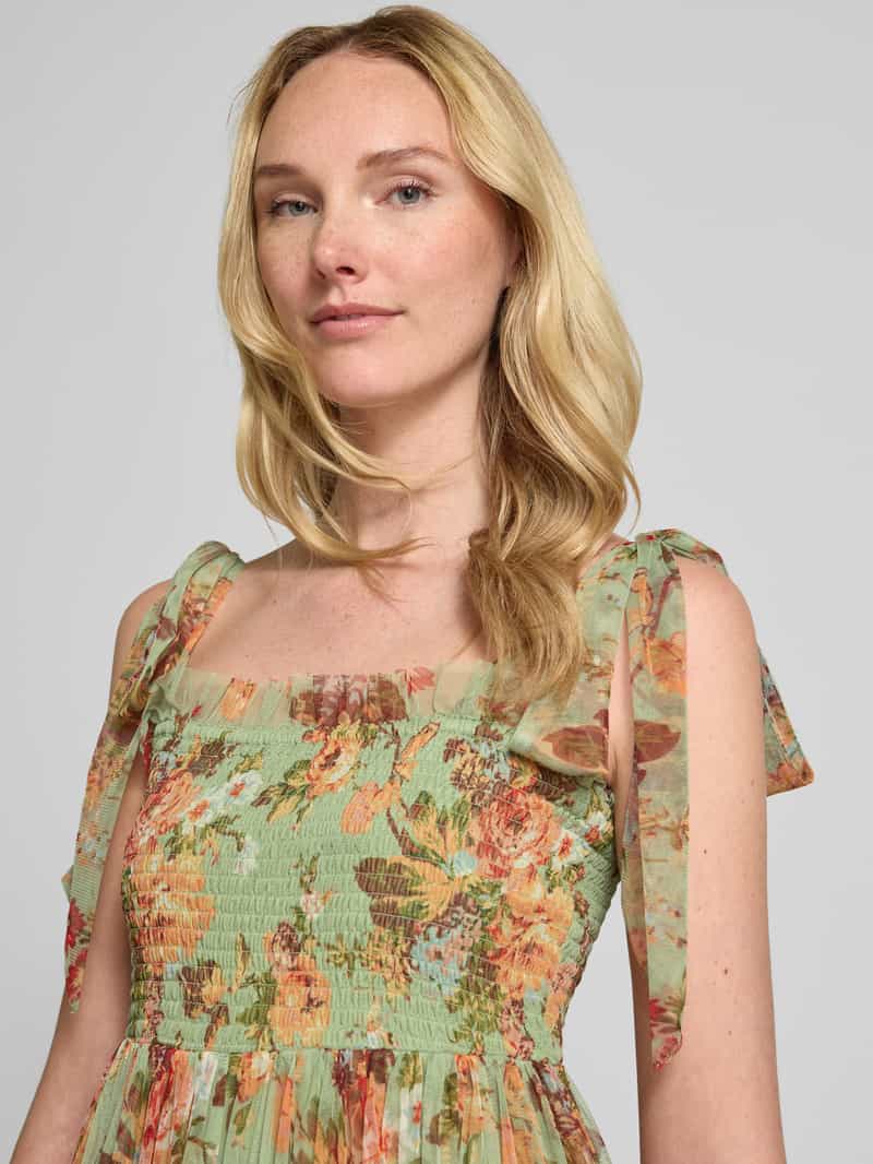 Lace & Beads Cocktailjurk met vierkante hals