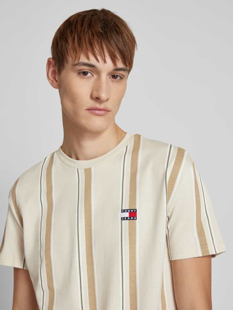 Tommy Jeans Regular fit T-shirt van puur katoen met labelstitching