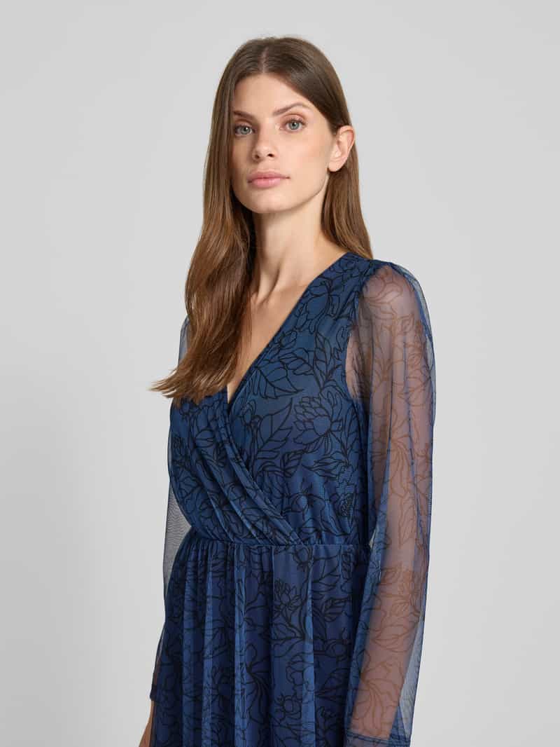 MORE & MORE Midi-jurk met V-hals